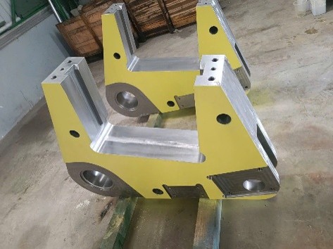 （海外調達）ベースフレーム大型機械加工品